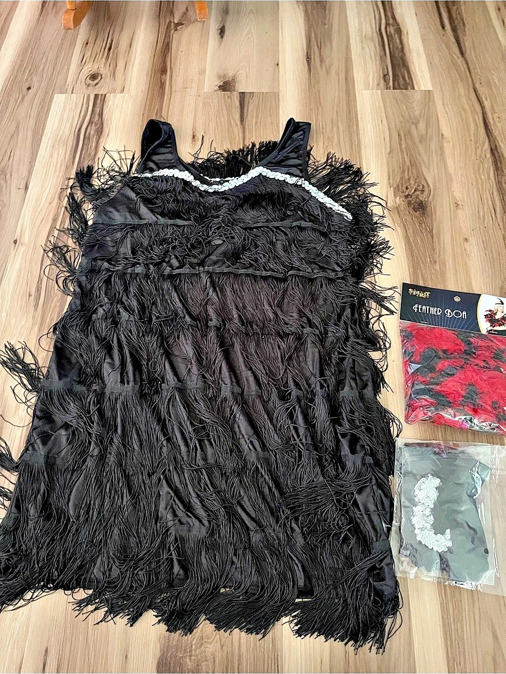 Spirit Halloween Black Flapper Costume New Gloves Boa 1x